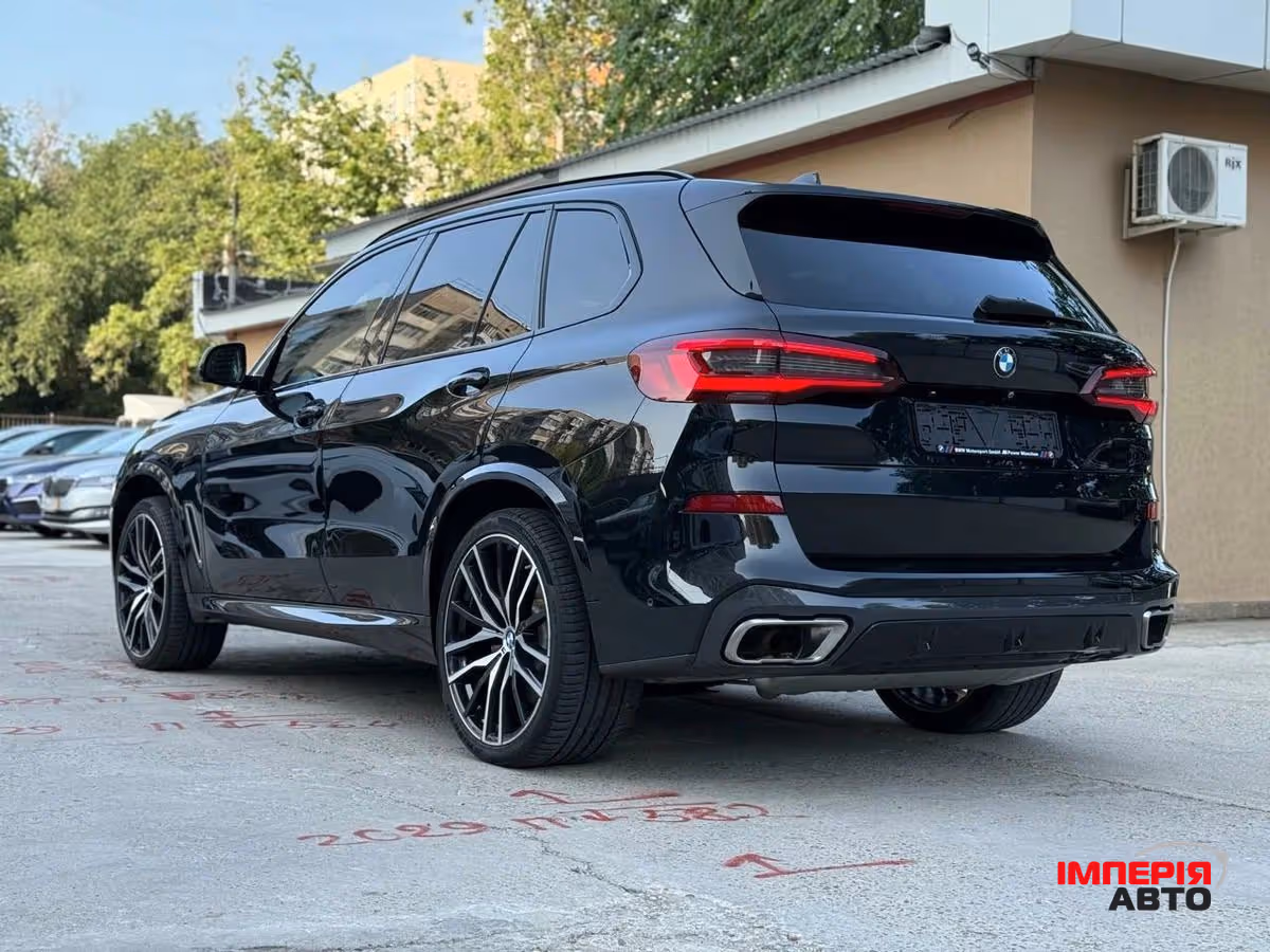 BMW X5 - фото 5