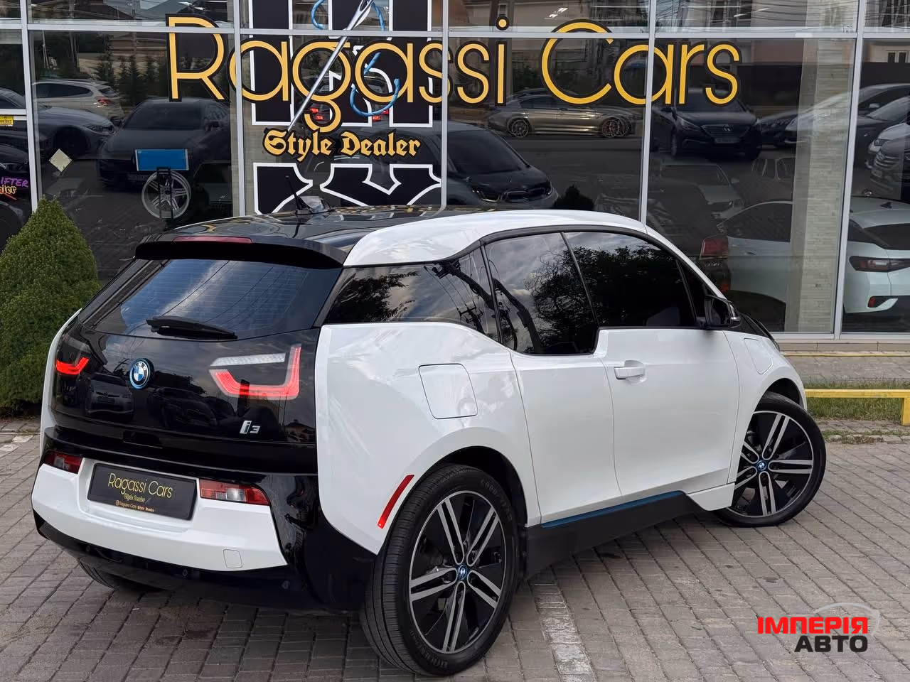 BMW i3 - фото 3