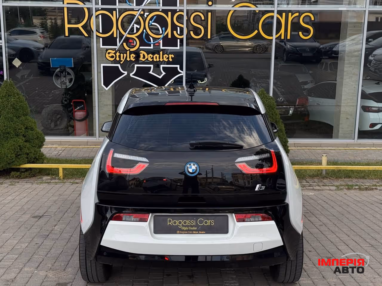 BMW i3 - фото 2