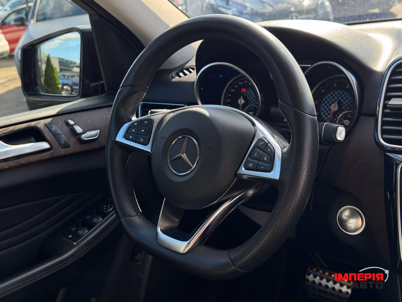 Mercedes-Benz GLE - фото 22