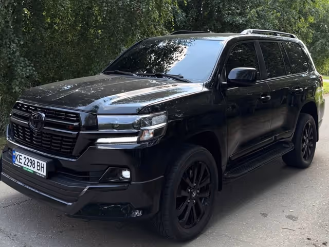 Toyota Land Cruiser - фото 1