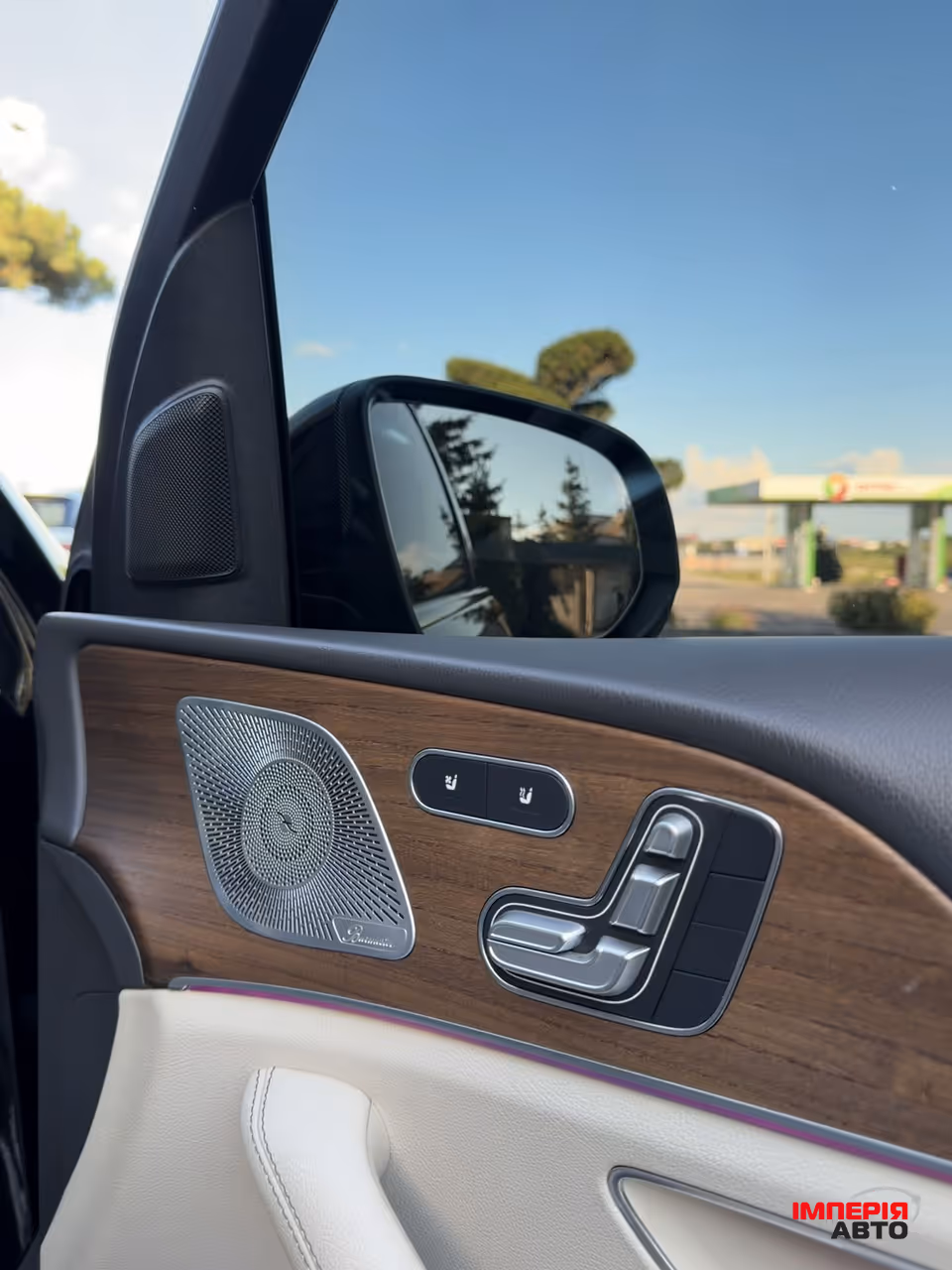 Mercedes-Benz GLE - фото 9