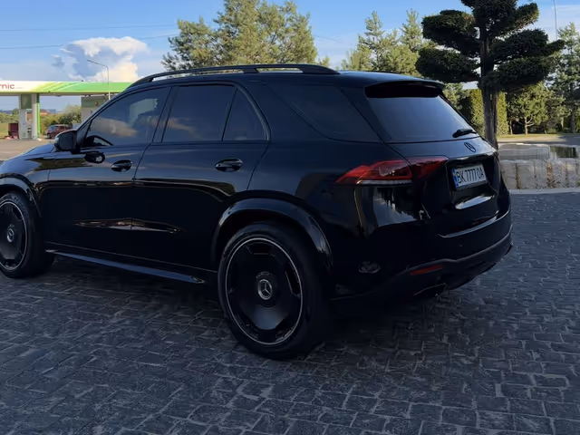 Mercedes-Benz GLE - фото 5