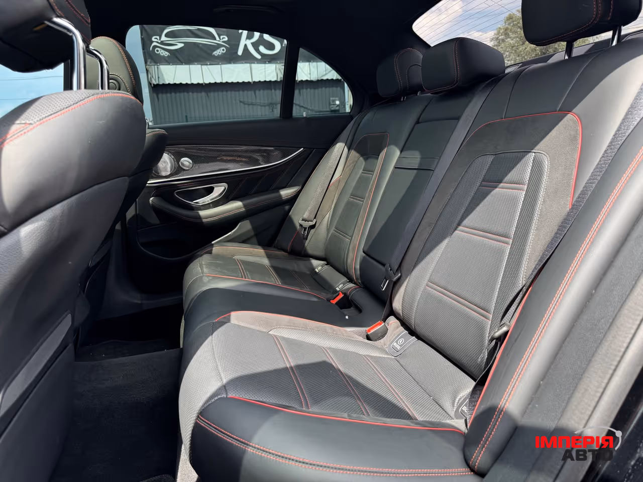 Mercedes-Benz E-Класс AMG - фото 30