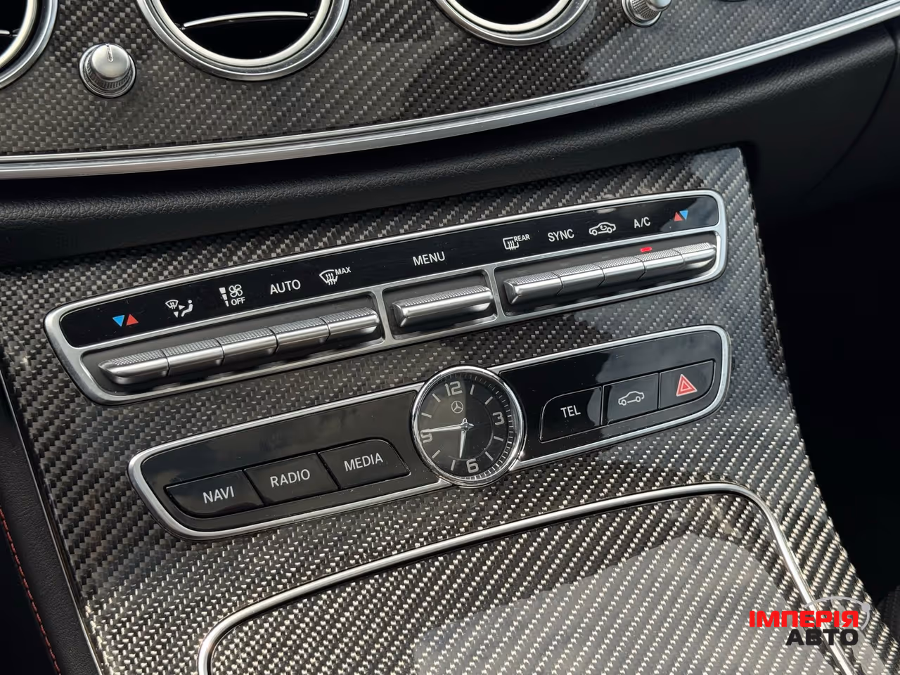 Mercedes-Benz E-Класс AMG - фото 27