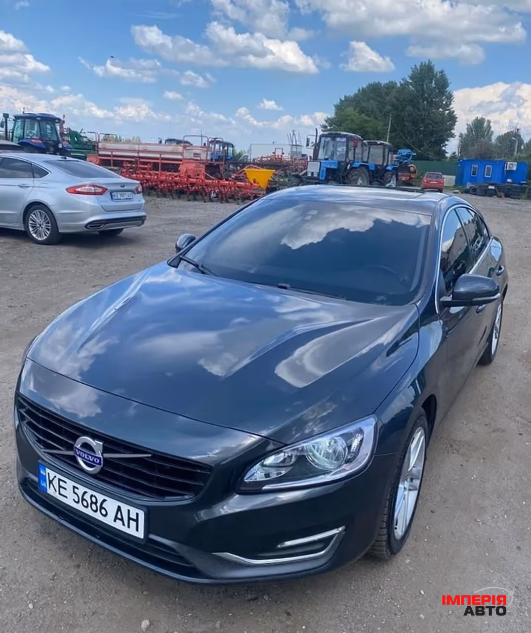 Volvo S60 - фото 1