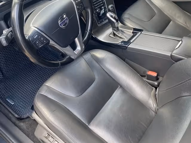 Volvo S60 - фото 5