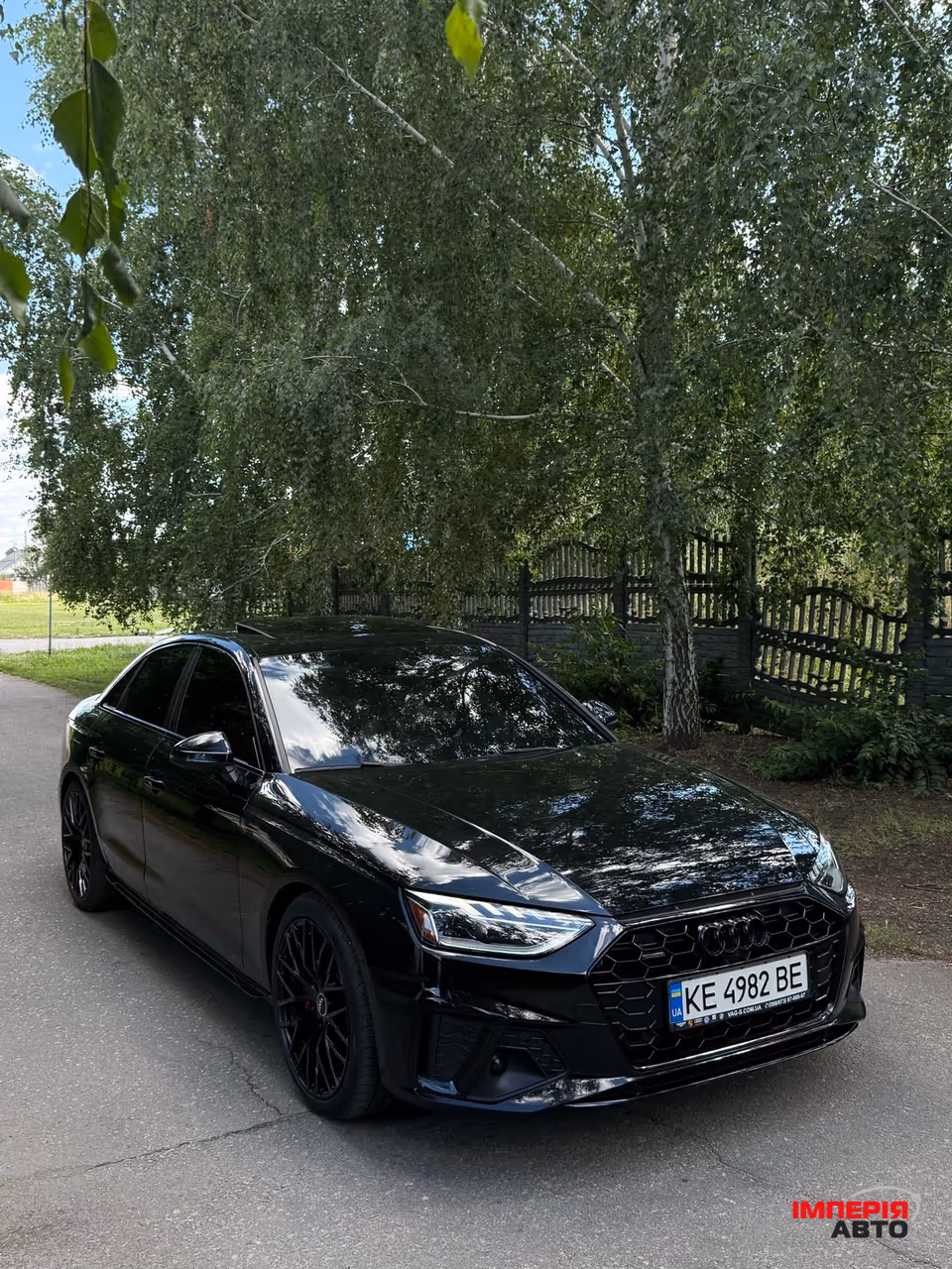 Audi A4 - фото 3