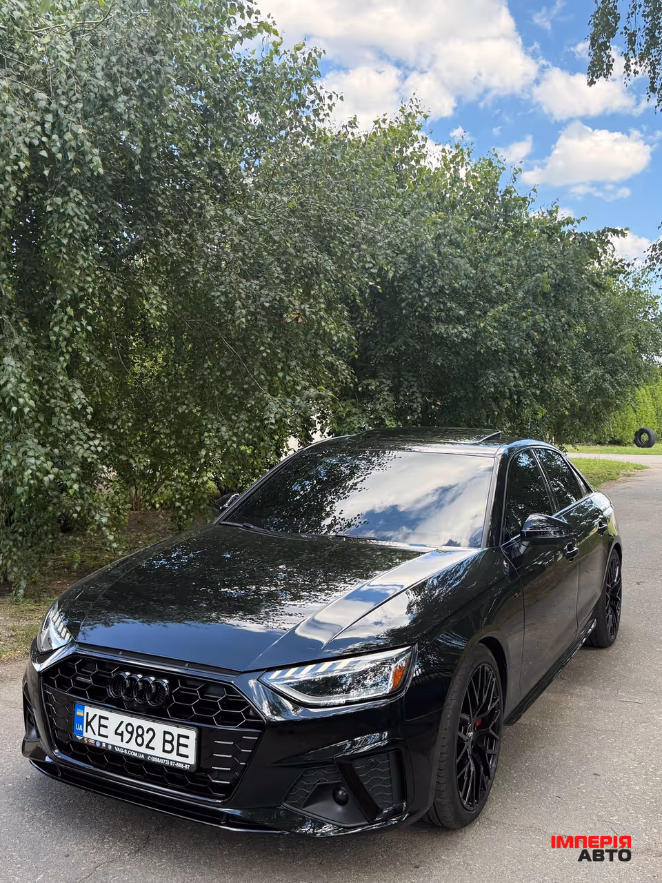 Audi A4 - фото 4