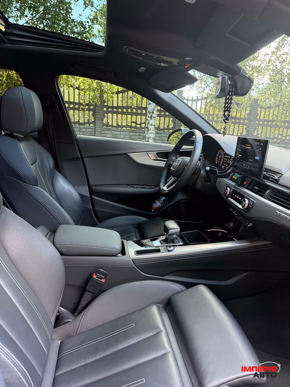 Audi A4 - фото 20