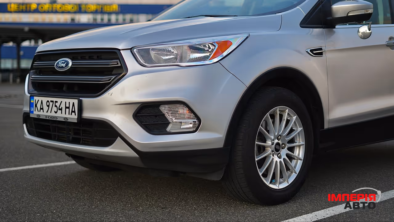 Ford Escape - фото 23