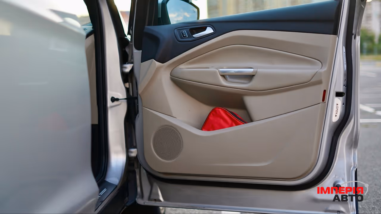 Ford Escape - фото 43