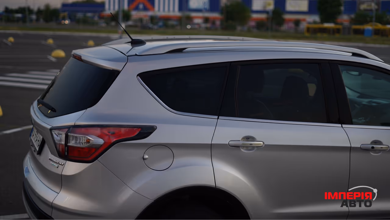Ford Escape - фото 34