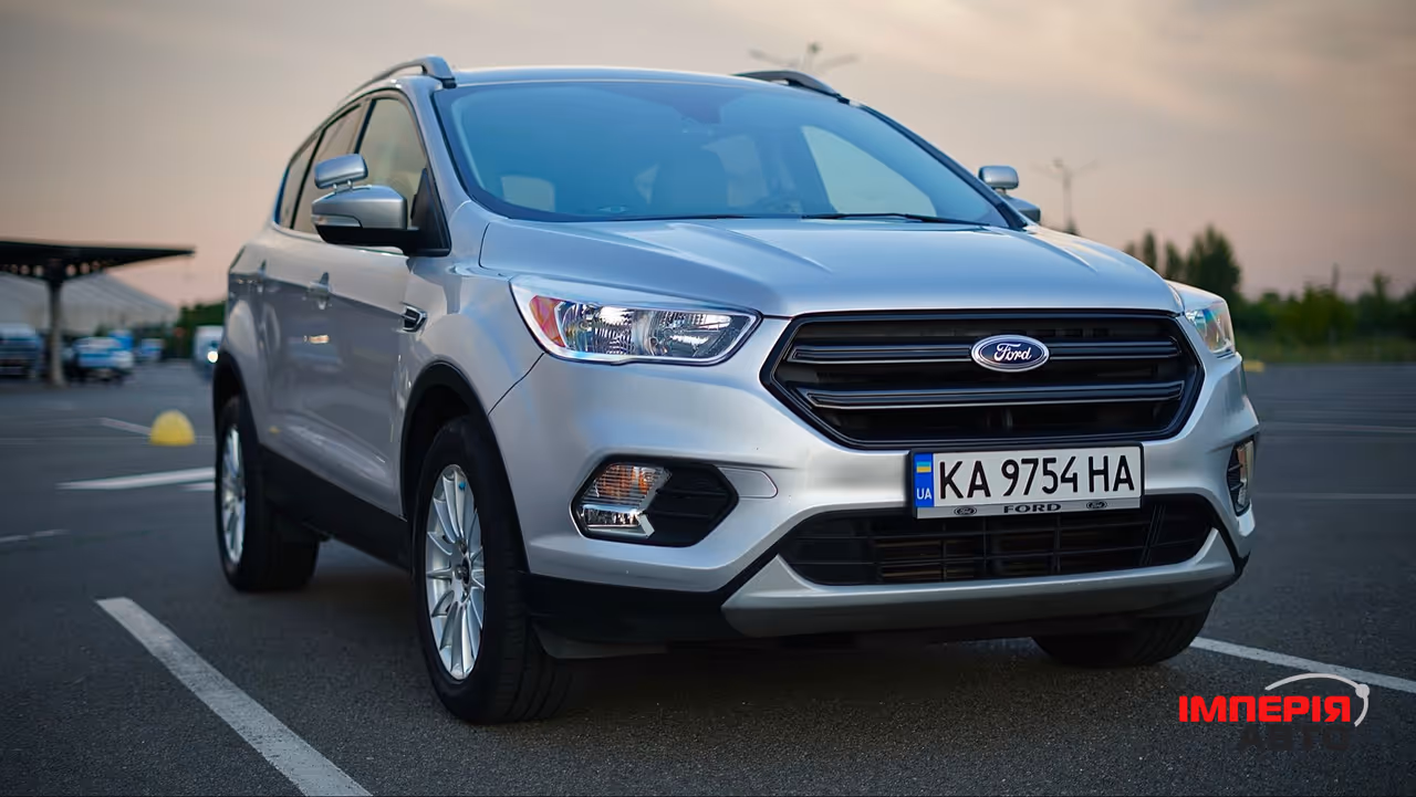 Ford Escape - фото 8