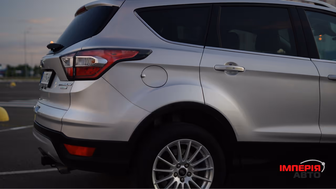 Ford Escape - фото 35