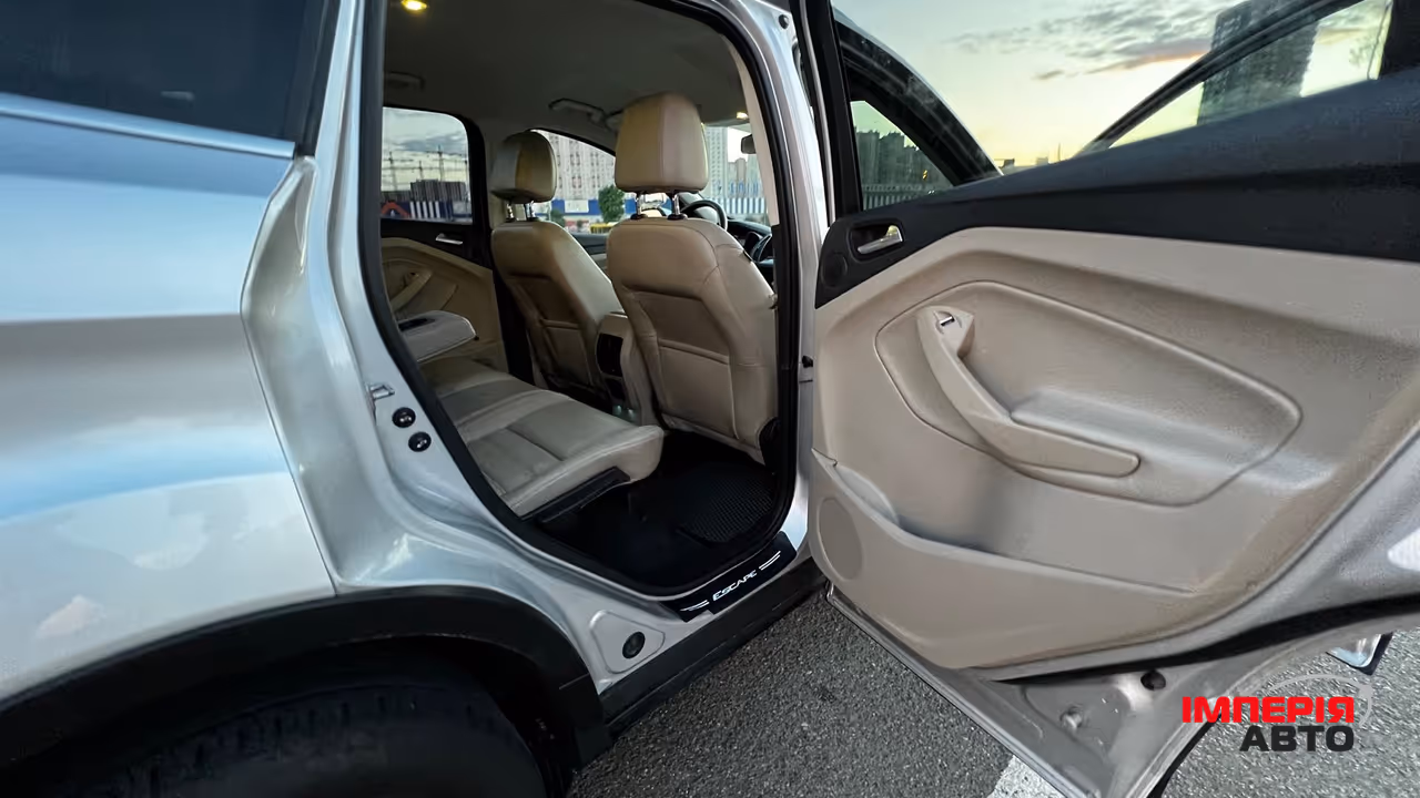Ford Escape - фото 74