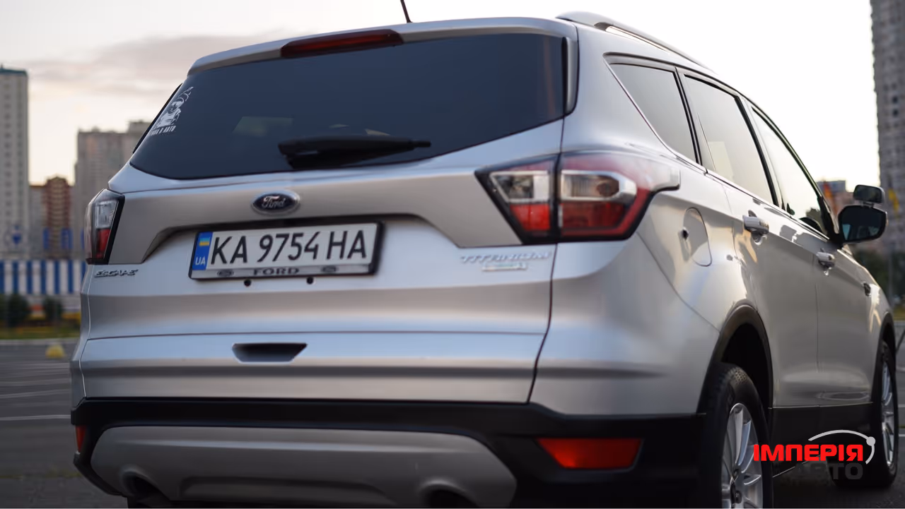 Ford Escape - фото 11