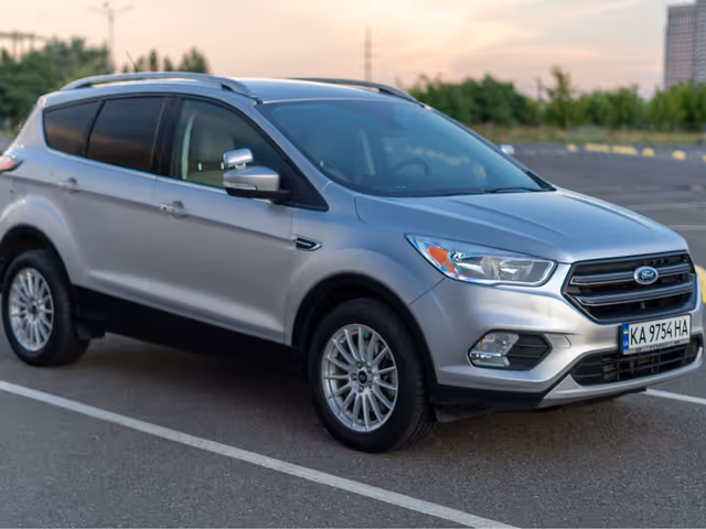 Ford Escape - фото 5