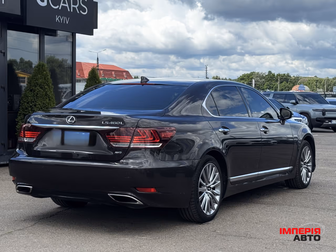 Lexus LS - фото 7