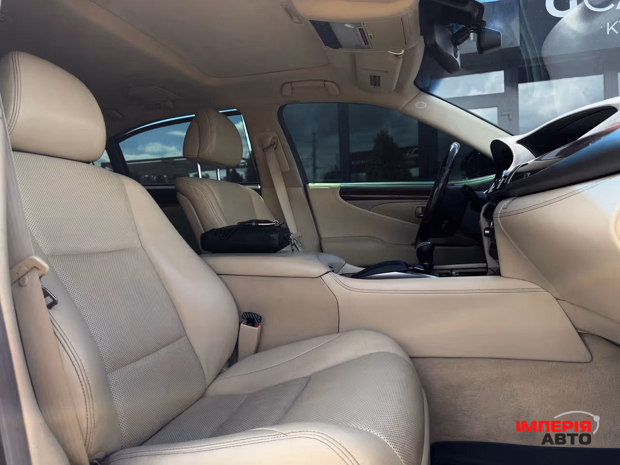 Lexus LS - фото 39
