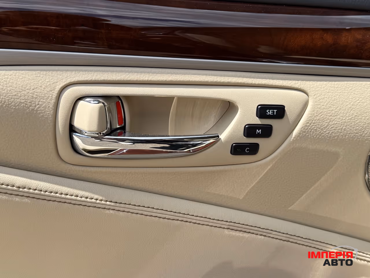 Lexus LS - фото 29
