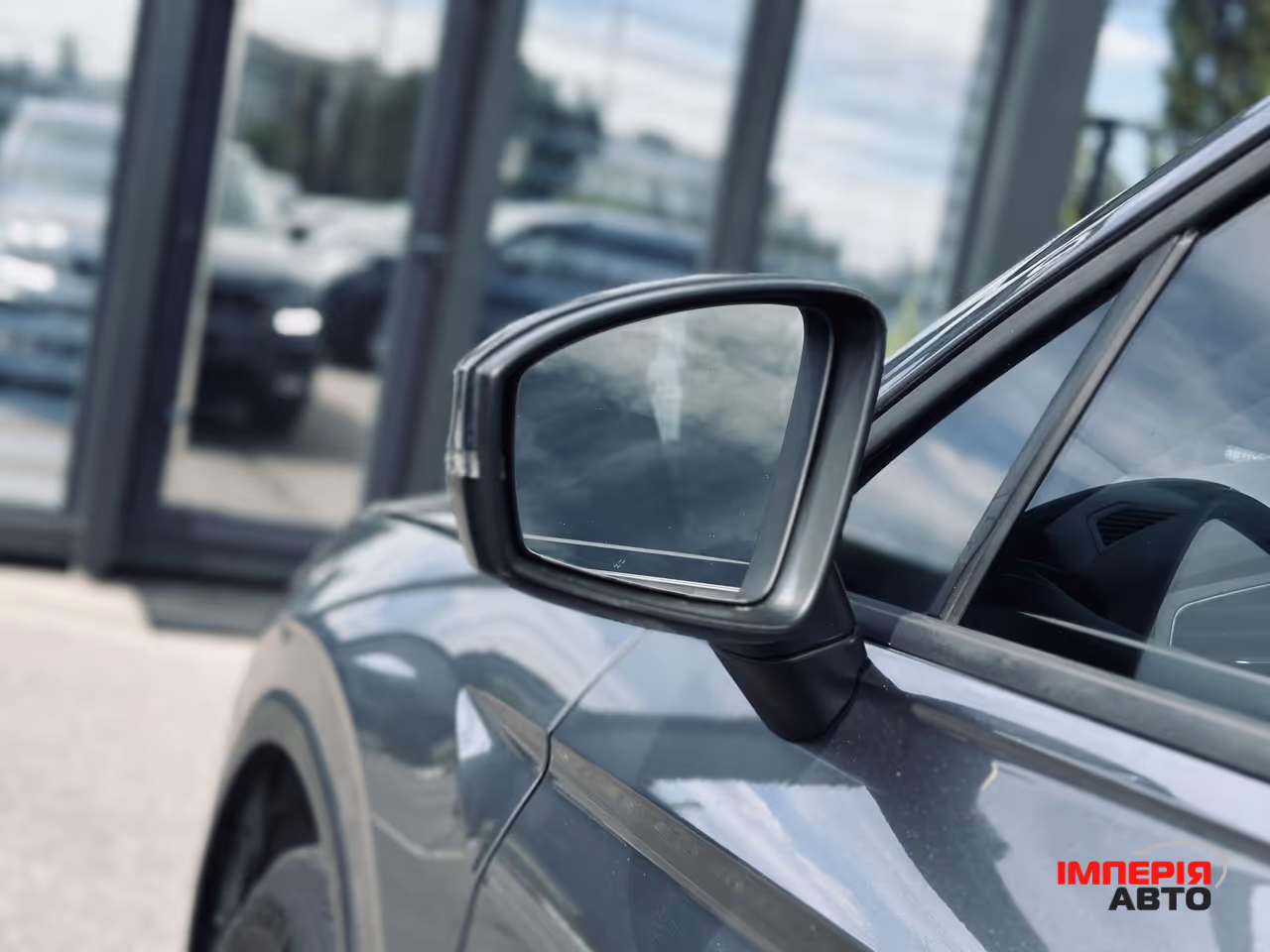 Volkswagen Tiguan - фото 32