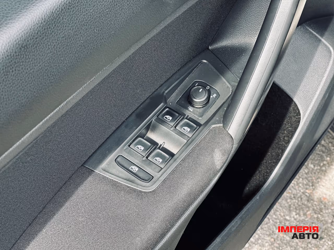 Volkswagen Tiguan - фото 29