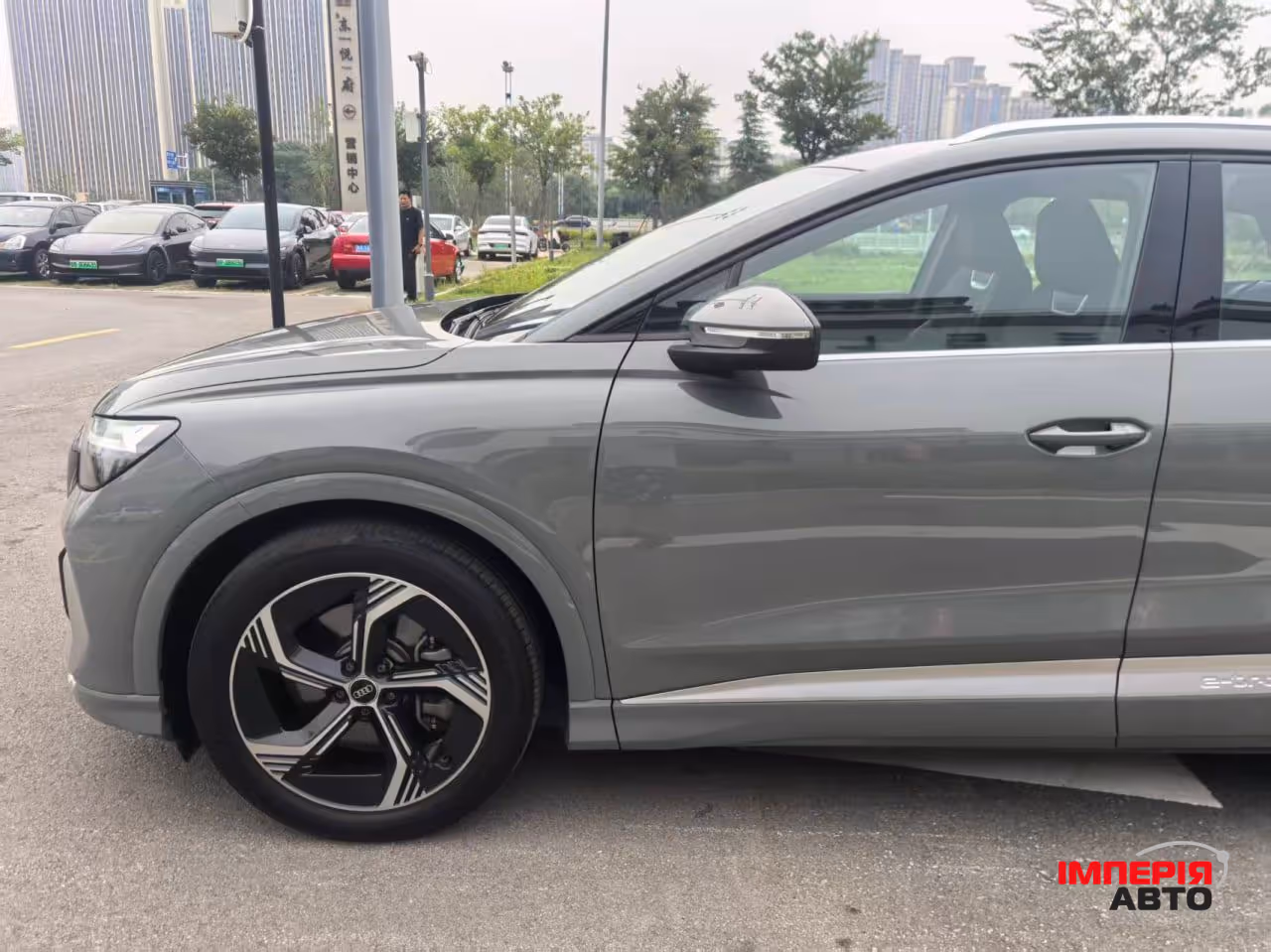 Audi Q4 e-tron - фото 16