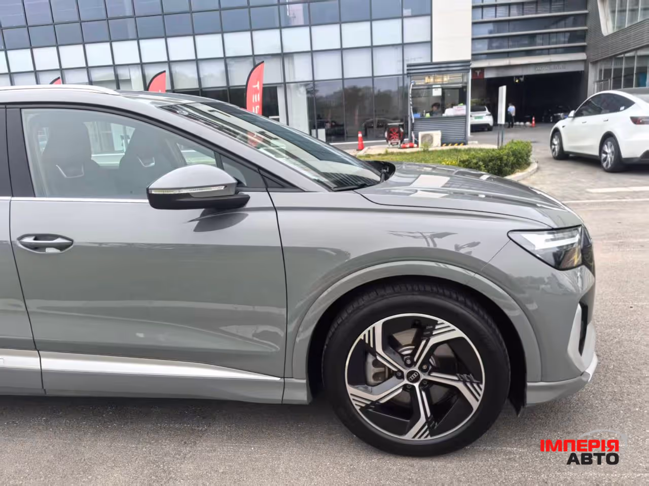 Audi Q4 e-tron - фото 13