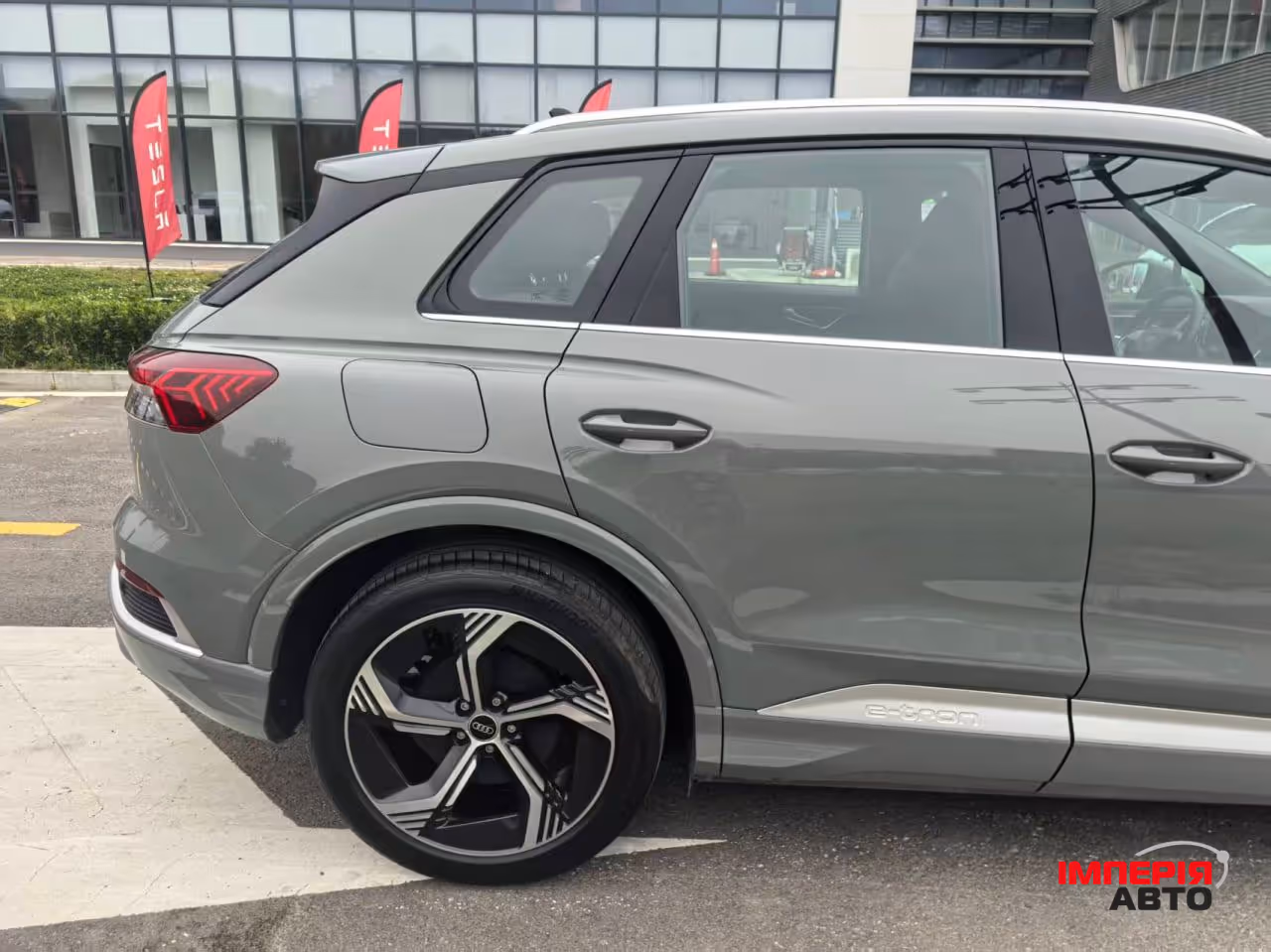 Audi Q4 e-tron - фото 14