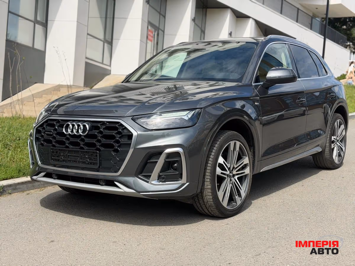 Audi Q5 - фото 1