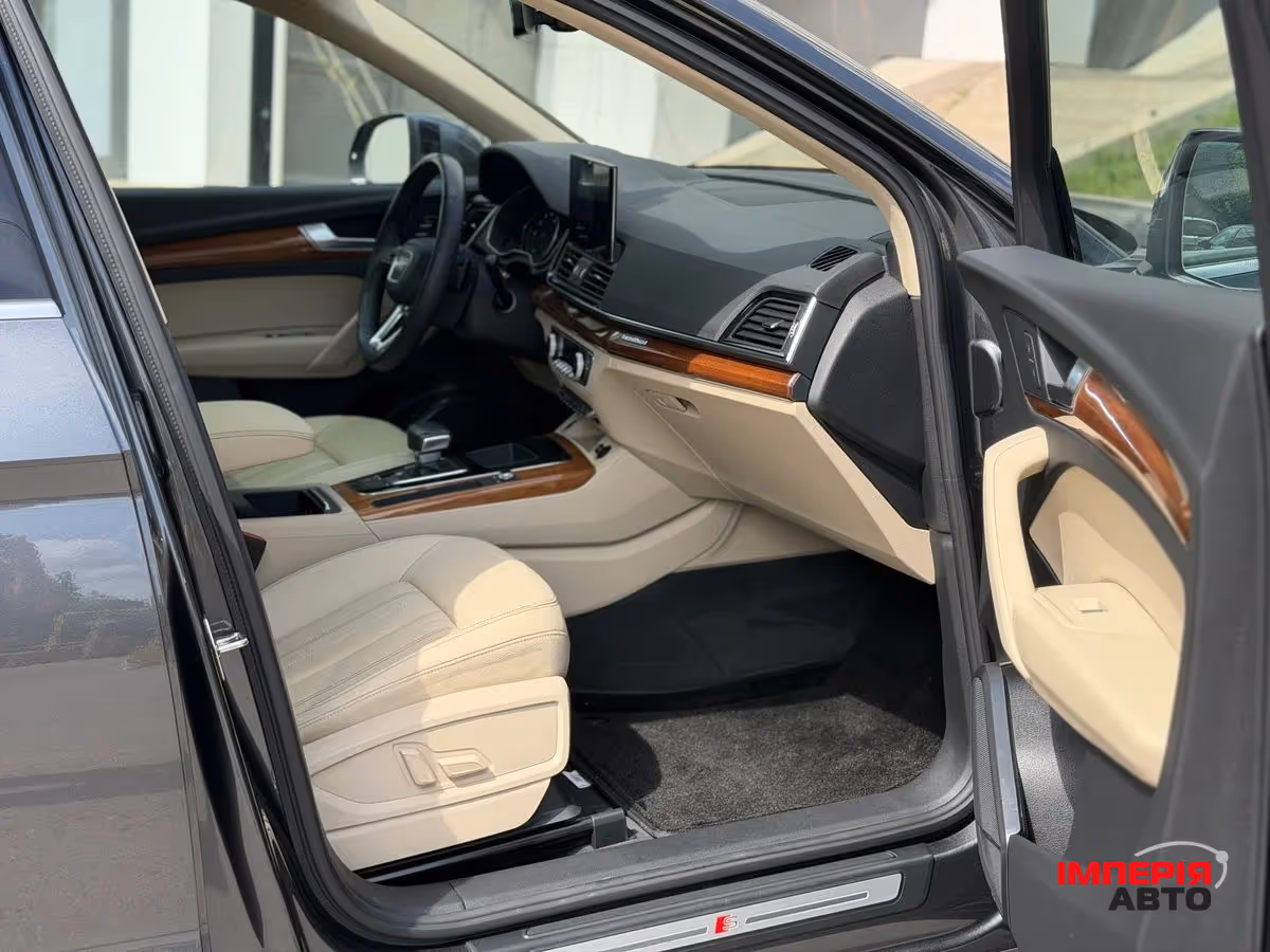 Audi Q5 - фото 19