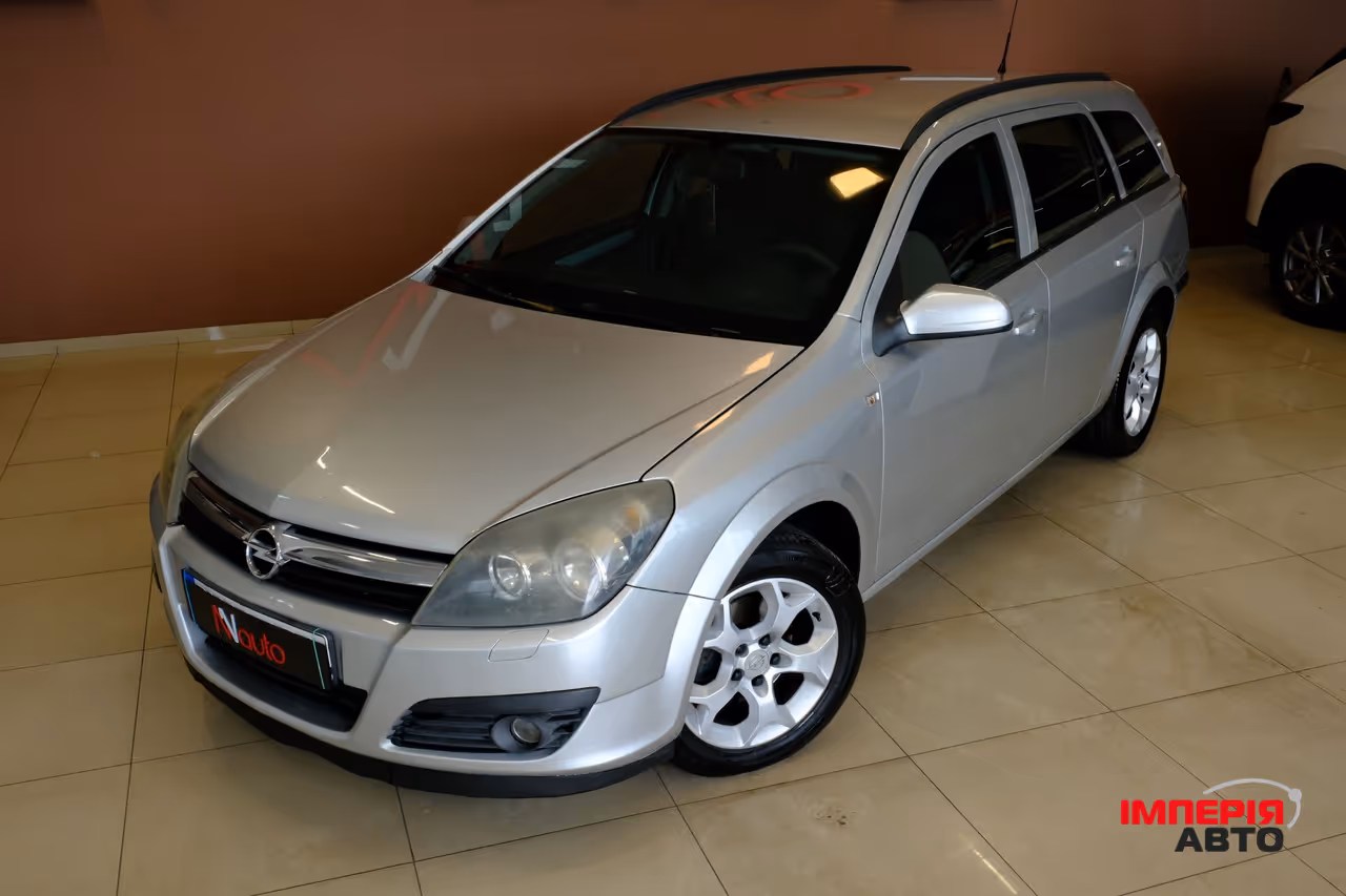 Opel Astra - фото 2