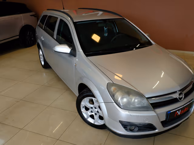 Opel Astra - фото 4