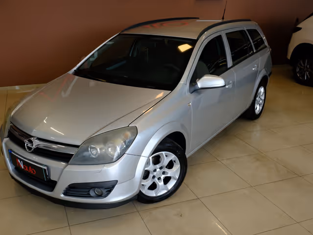 Opel Astra - фото 2