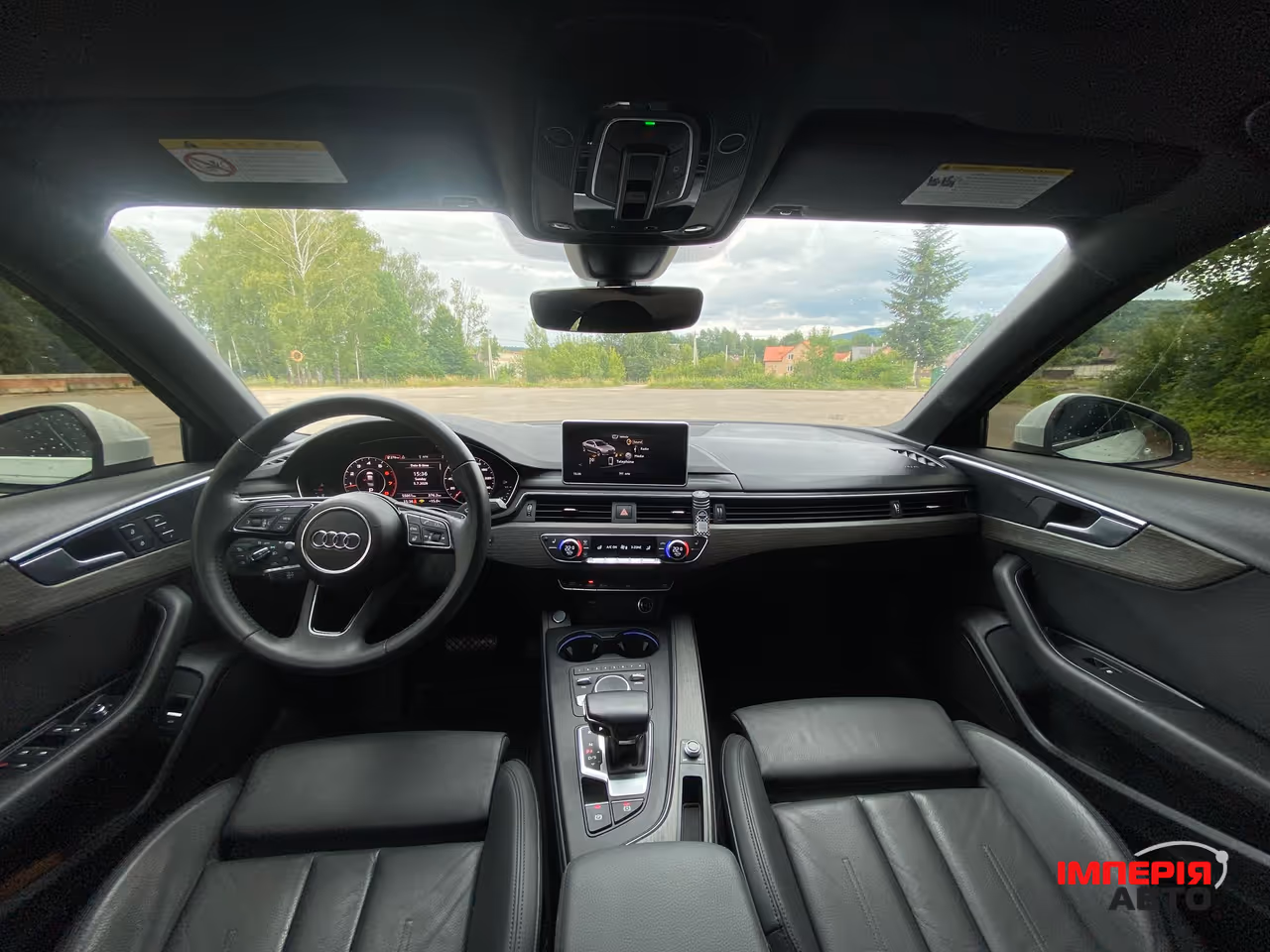 Audi A4 - фото 11
