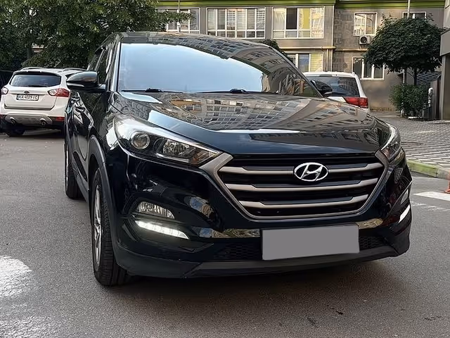 Hyundai Tucson - фото 1
