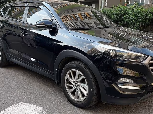 Hyundai Tucson - фото 2