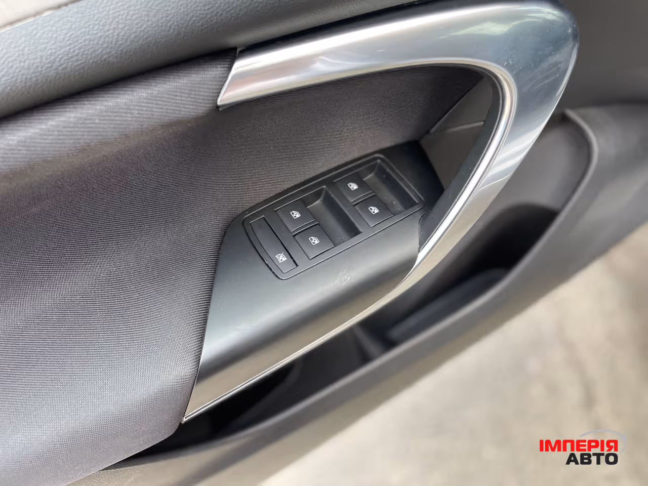 Opel Insignia - фото 15