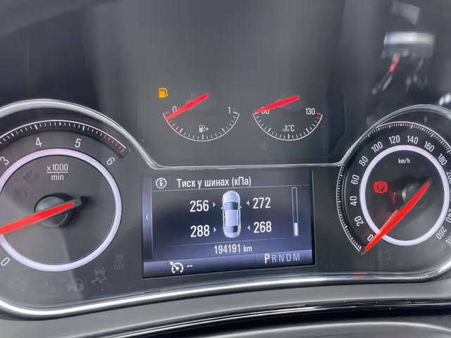 Opel Insignia - фото 2