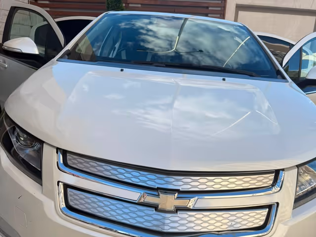 Chevrolet Volt - зображення 1