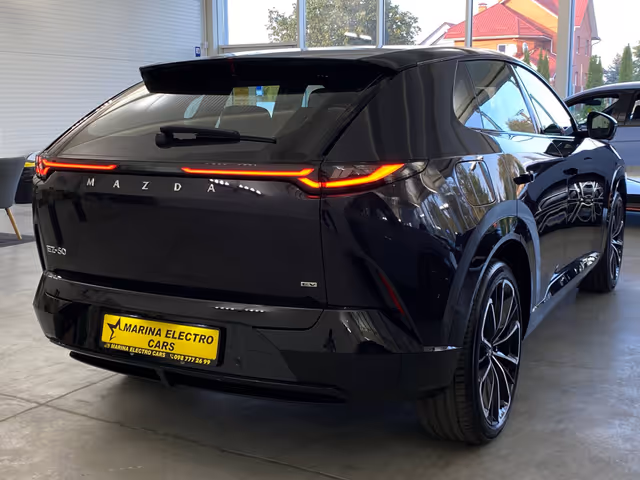 Mazda EZ-60 - зображення 4