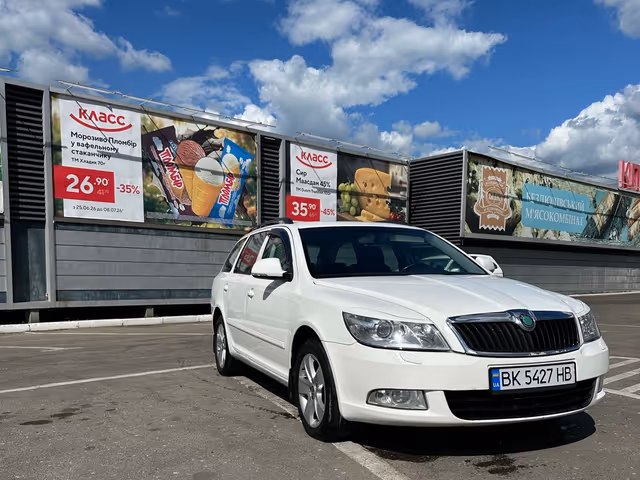 Skoda Octavia - фото 4