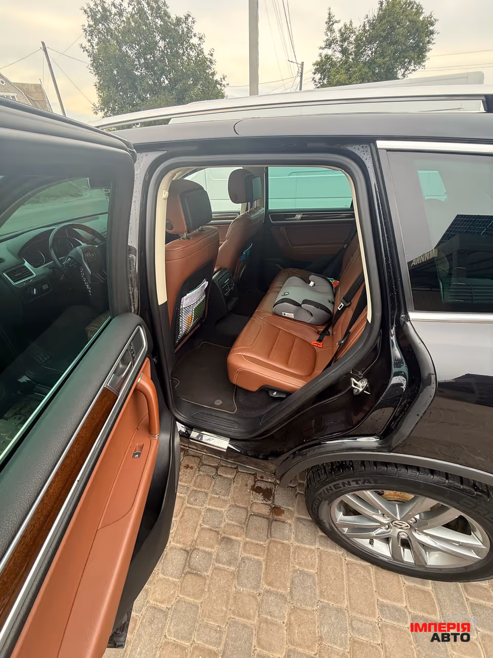 Volkswagen Touareg - фото 14