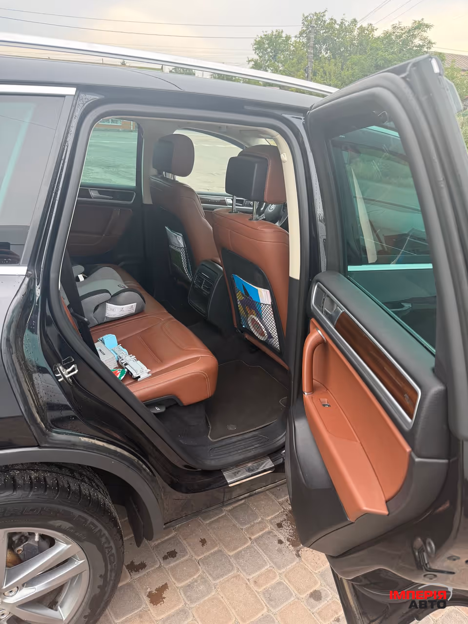 Volkswagen Touareg - фото 8