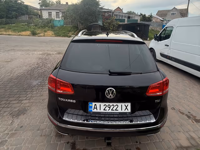 Volkswagen Touareg - фото 4