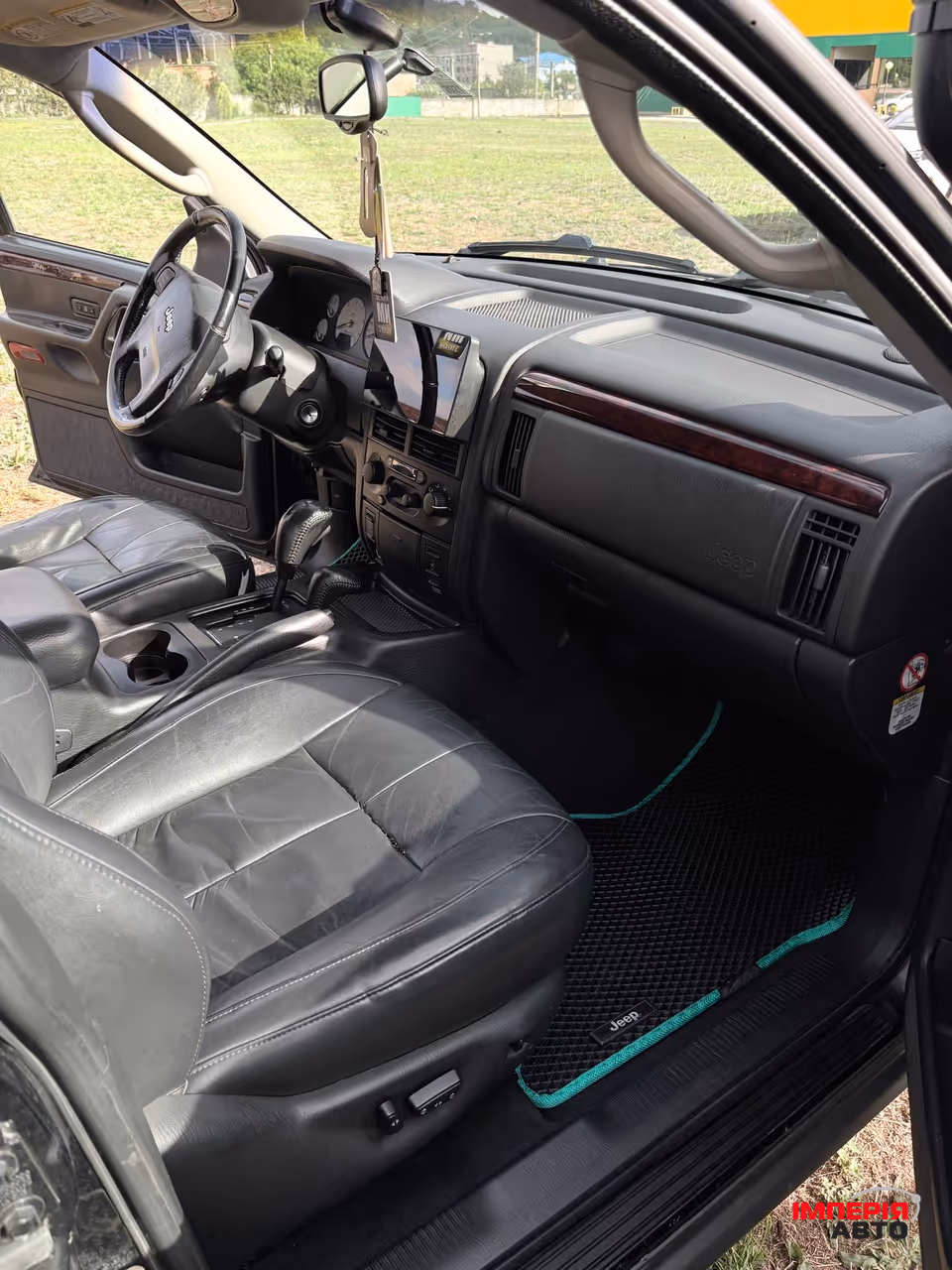 Jeep Grand Cherokee - фото 18