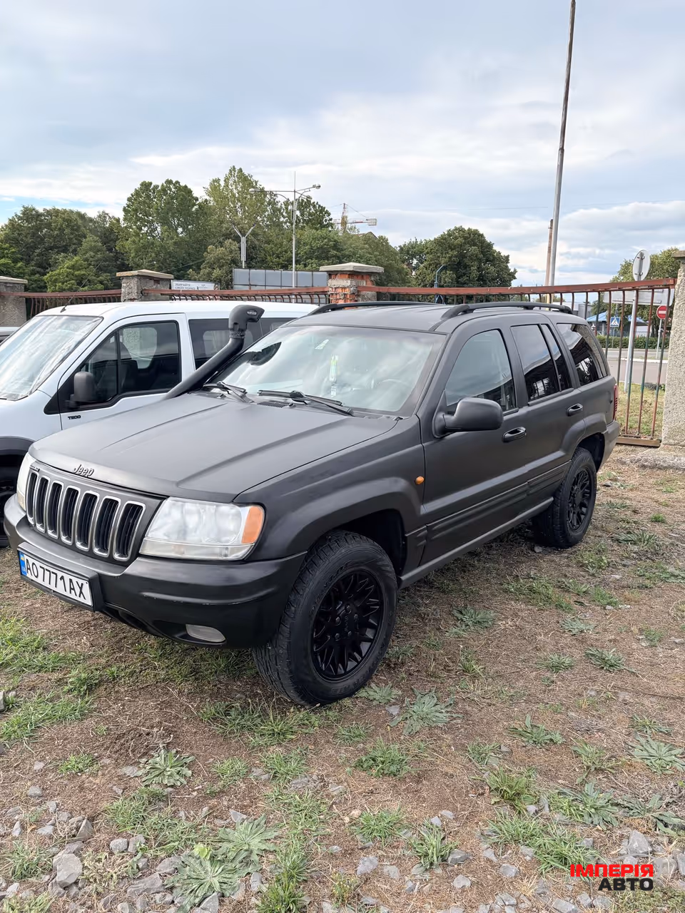 Jeep Grand Cherokee - фото 2