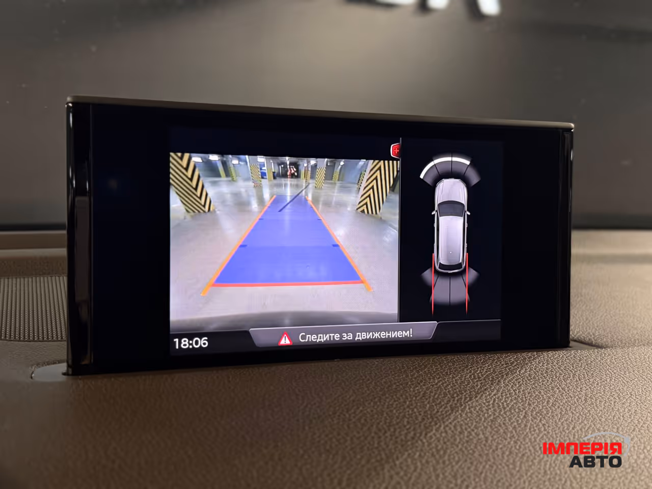 Audi Q7 - фото 32