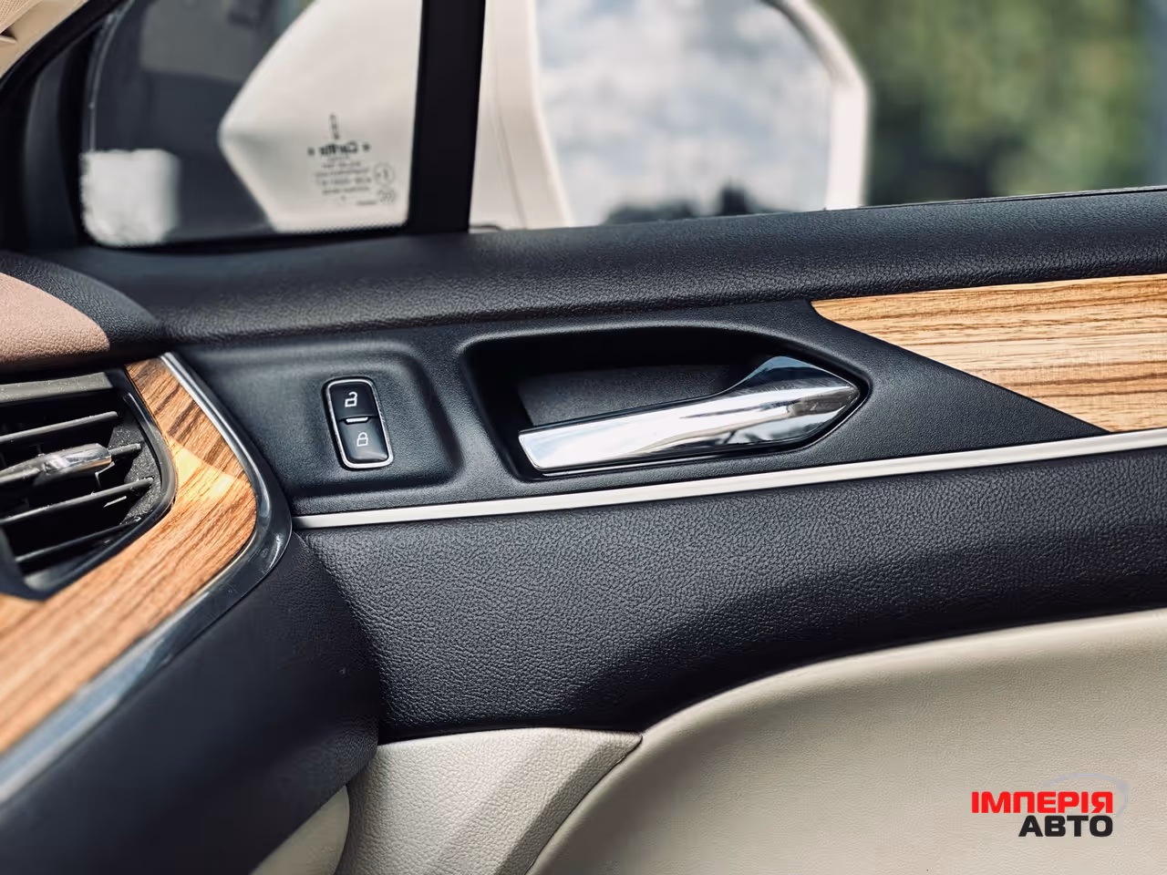 Lincoln MKC - фото 15